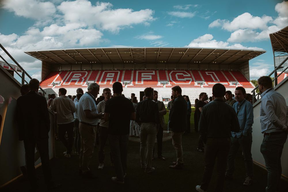 Receptie op het veld van een stadion